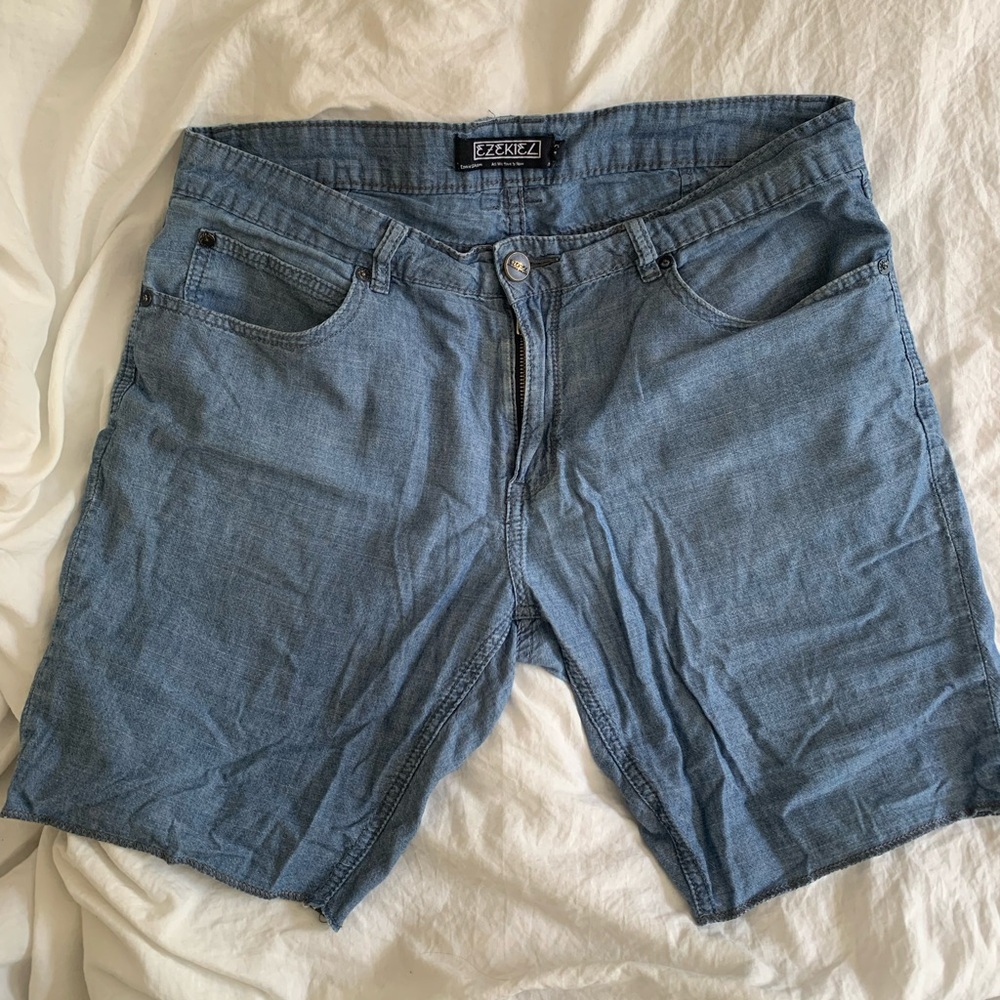 Ezekiel Used Size 34 Men’s Jean Shorts